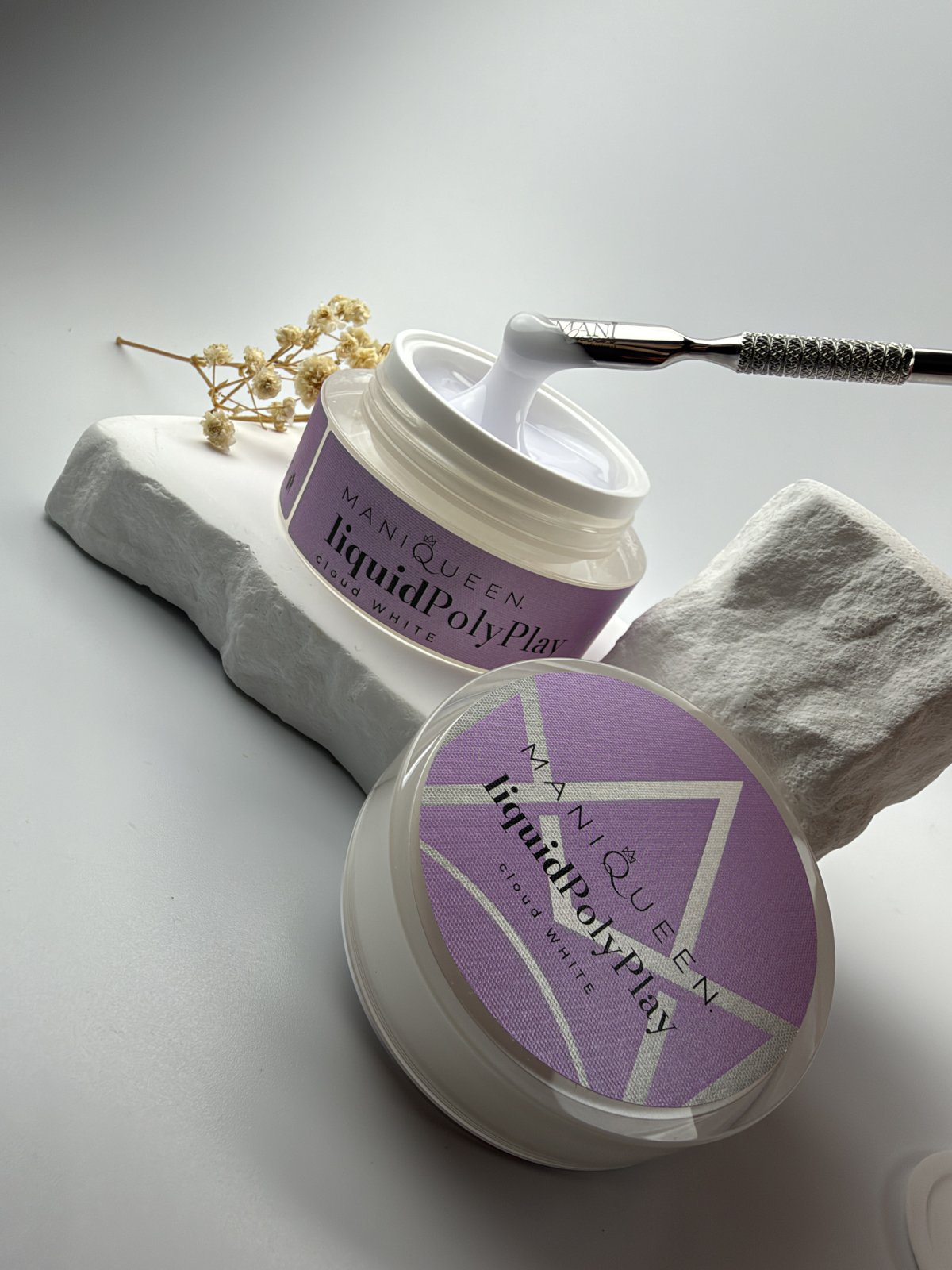 ManiQueen liquid PolyPlay claud white