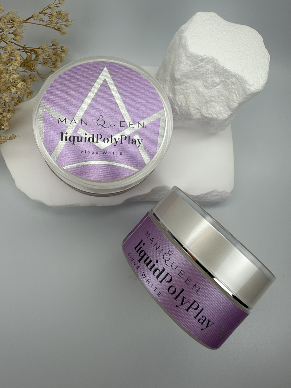 ManiQueen liquid PolyPlay claud white