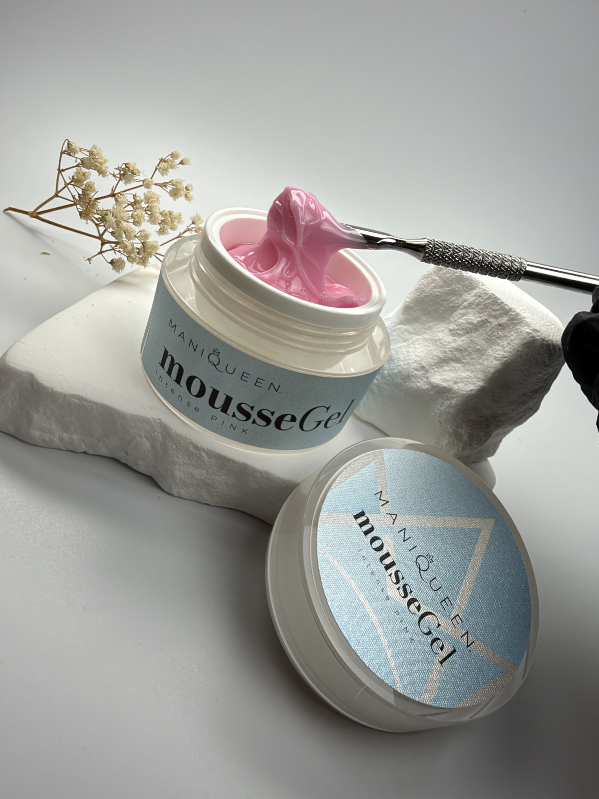 ManiQueen mousseGel intense Pink