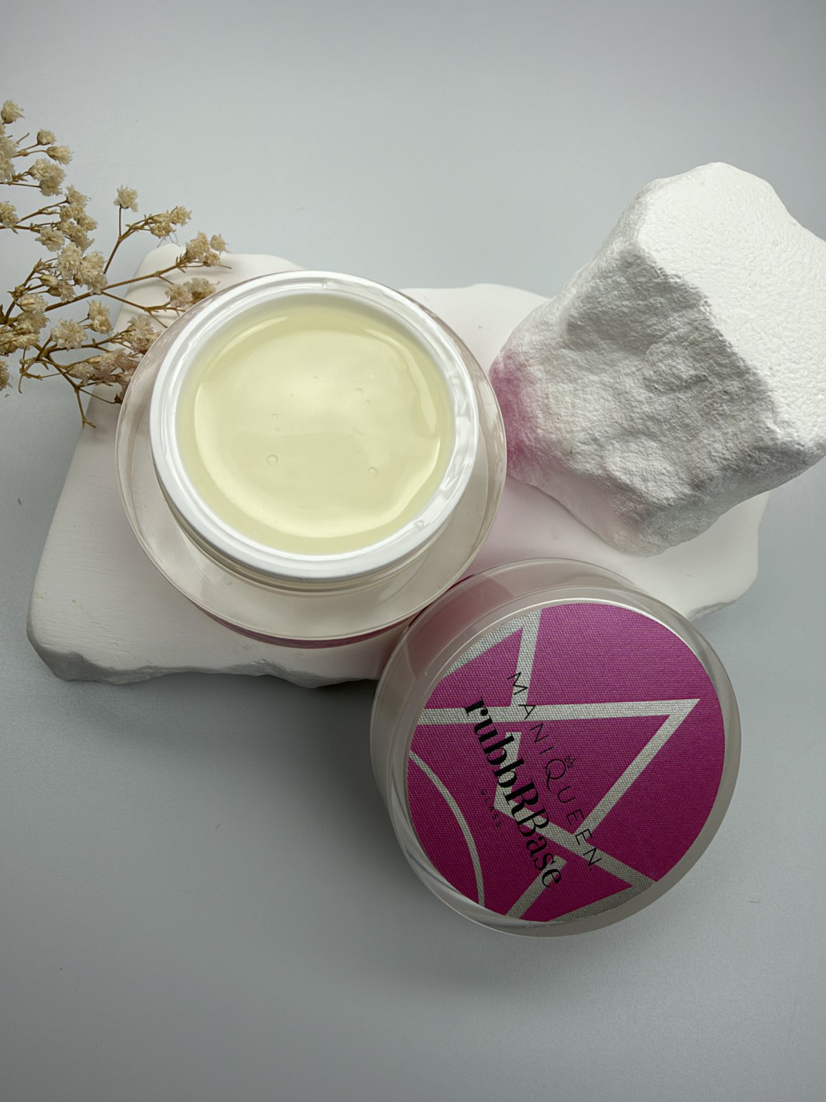 ManiQueen rubbR Base Glass